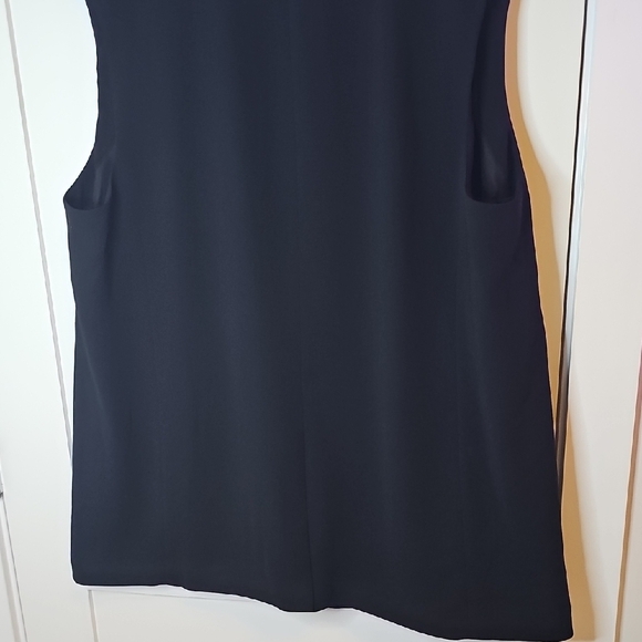 H&M Black Sleeveless Vest - Picture 6 of 7